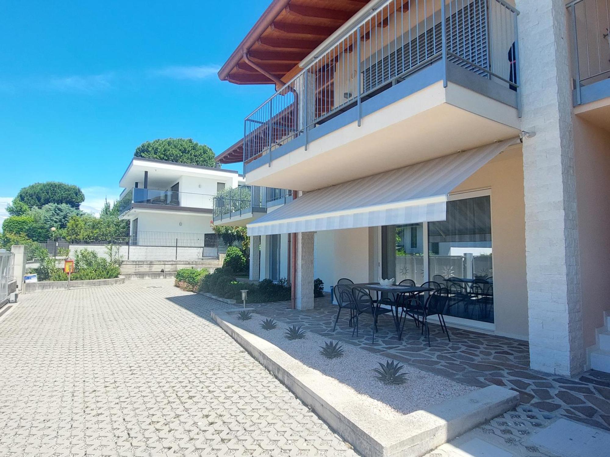 Apartment Brezza Di Lago - Regarda Travel Lazise Extérieur photo